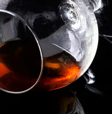 Фото к статье о лечении зависимостей